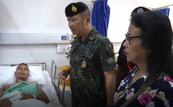 ผอ.รมน.ภาค4 ตรวจเยี่ยมผู้ได้รับบาดเจ็บจากเหตุการณ์ในพื้นที่ ณ รพ.ศูนย์ยะลา