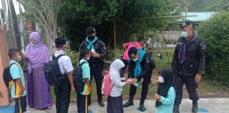 ทหารพราน 44 พบปะพัฒนาสัมพันธ์ กับคณะครู นักเรียน ในโรงเรียนรับผิดชอบของหน่วย