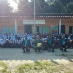 ทหารพราน 48 ร่วมกับ ชุดสันติสุข 403 เชื่อมสัมพันธ์ ปลูกฝังความรักชาติ พร้อมให้ความรู้การป้องกันโรคไข้เลือดออก ให้กับเยาวชนในพื้นที่จังหวัดนราธิวาส