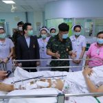 เยี่ยมให้กำลังใจเจ้าหน้าที่ที่ได้รับบาดเจ็บเหตุระเบิด – ปะทะ นราธิวาสและปัตตานี