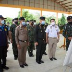 แม่ทัพภาคที่ 4 ตรวจคุมเข้มแนวชายแดนไทย-เมียนมา จ.ระนอง สกัดโควิด – 19 ป้องกันต่างด้าวติดเชื้อ แอบลักลอบเข้าไทย หลังเมียนมาเกิดระบาดรอบ 2 ยอดผู้ติดเชื้อพุ่งสูง