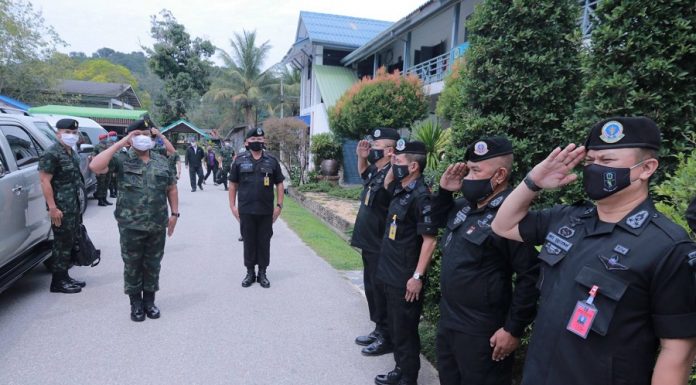 มทภ.4 ย้ำ กองกำลังทหารพราน ควบคุมพื้นที่เสี่ยง รักษาความปลอดภัย ป้องกันเหตุ ลดความสูญเสีย