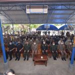 แม่ทัพภาคที่ 4 เป็นประธานในพิธีวางหรีดเคารพศพและรดน้ำศพ ร้อยตำรวจโทวีระศักดิ์ สารพร เน้นย้ำหน่วยติดตามความคืบหน้าของคดีโดยเร็ว