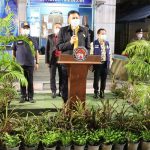ปล่อยแถวกำลังพิทักษ์เมืองเบตงป้องกันเหตุในช่วงวันหยุด พร้อมเน้นย้ำมาตรการป้องกันการแพร่ระบาดของโรคติดเชื้อไวรัสโควิด-19