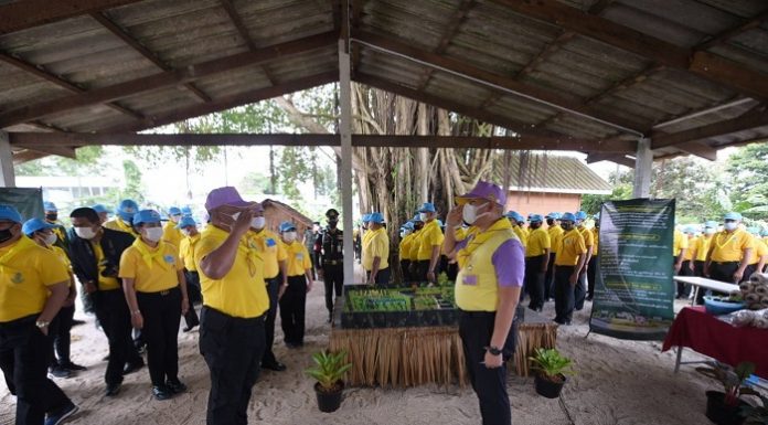 แม่ทัพภาคที่ 4 เปิดศูนย์การเรียนรู้ โคก หนอง นาโมเดล ต่อยอดในการสร้างอาชีพ สร้างรายได้ แก่กำลังพล และครอบครัว