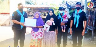 ทหารพราน 42 ส่งต่อความสุข จากเพจอีจัน นำกล่องกำลังใจ และกล่องนม มอบให้ประชาชนในพื้นที่