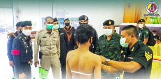 ผบ.พล.ร.15 ให้กำลังใจ ครั้งหนึ่งในชีวิต ของหน้าที่ลูกผู้ชาย ทำหน้าที่รับใช้ชาติ เยี่ยมหน่วยตรวจเลือกทหารกองเกินเข้ากองประจำการ ปี 2564 จังหวัดนราธิวาส