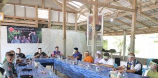 หน่วยเฉพาะกิจสงขลา พบปะเสวนาผู้นำชุมชน สรุปผลการปฏิบัติงานรอบ 6 เดือน เน้นย้ำมาตรการป้องกันโควิด-19 ในห้วงเทศกาลสงกรานต์และเดือนรอมฎอน