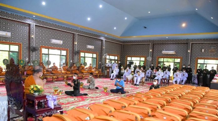 แม่ทัพภาคที่ 4 เป็นประธานในพิธีบรรพชาอุปสมบทหมู่เฉลิมพระเกียรติสมเด็จพระนางเจ้าสิริกิติ์ พระบรมราชินีนาถ พระบรมราชชนนีพันปีหลวง ประจำปีพุทธศักราช 2564