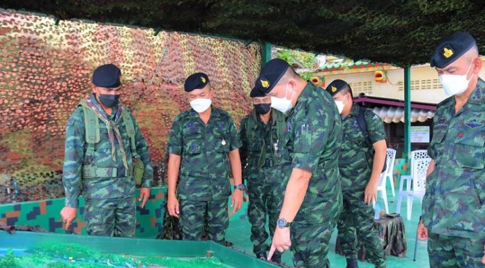 ผบ.พล.ร.5/ผบ.กกล.เทพสตรี ตรวจเยี่ยมให้กำลังใจเจ้าหน้าที่ชุดเฝ้าตรวจชายแดน เดินหน้าปฏิบัติการตามพันธกิจ 3 ประการของกองทัพบก สกัดกั้นสิ่งผิดกฎหมายตามแนวชายแดน ครอบคลุมทุกมิติ