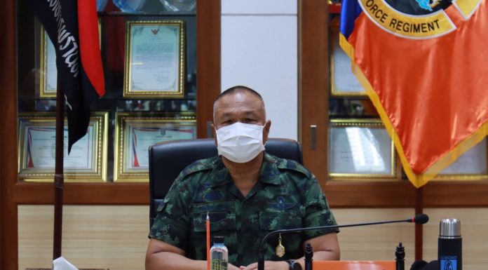 แม่ทัพภาคที่ 4 ติดตามเหตุการณ์ คดีสำคัญในพื้นที่ จ.นราธิวาส ย้ำนโยบายบังคับใช้กฎหมายกับกลุ่มผู้ก่อเหตุรุนแรง เป็นไปตามขั้นตอนกฎหมายโดยไม่ละเมิดสิทธิมนุษยชน เร่งสร้างความเข้าใจ ผู้ให้การสนับสนุนถือว่ามีความผิดเช่นเดียวกัน