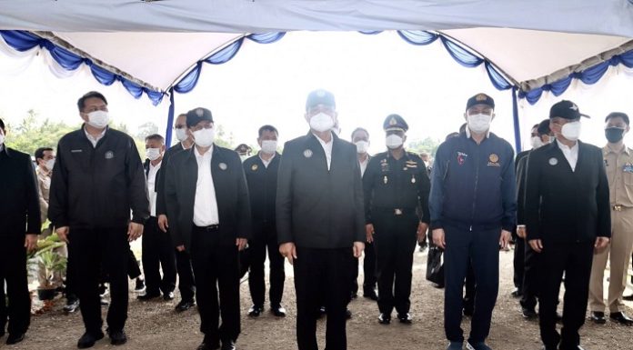 นายกรัฐมนตรีลงพื้นที่ปฏิบัติภารกิจ ติดตามงานด้านความมั่นคงและการพัฒนาจังหวัดชายแดนภาคใต้ พร้อมพัฒนาคนทุกช่วงวัย ขจัดความยากจนอย่างยั่งยืน