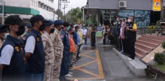 แม่ทัพภาคที่ 4 ตรวจเยี่ยมความเรียบร้อย ใจกลางเมืองหาดใหญ่ สร้างความเชื่อมั่น ความปลอดภัยเมือง คู่ขนานป้องกันโรคโควิด-19