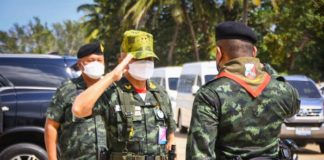 ผู้บัญชาการทหารบก ตรวจเยี่ยมความคืบหน้าโครงการก่อสร้างผนังเขื่อนป้องกันตลิ่ง และการก่อสร้างรั้วความมั่นคงอีเล็กทรอนิกส์ในพื้นที่อำเภอตากใบ จังหวัดนราธิวาส ป้องกันภัยแทรกซ้อนและยับยั้งการแพร่ระบาดของสายพันธุ์โควิด-19