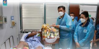 รองผู้อำนวยการรักษาความมั่นคงภายในภาค 4 ส่วนหน้า เยี่ยมปลอบขวัญให้กำลังใจผู้ได้รับบาดเจ็บจากเหตุความรุนแรงในพื้นที่จังหวัดชายแดนภาคใต้