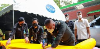 แม่ทัพภาคที่ 4 เป็นประธานพิธีเปิดกิจกรรมแห่ผ้าขึ้นธาตุ เจดีย์หลวงพ่อทวดหนอน เพื่อสืบสานประเพณีทางพระพุทธศาสนา