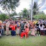 แม่ทัพภาคที่ 4 ส่งมอบบ้านตามโครงการ “เชิงคีรีหนึ่งเดียว หน่วยเฉพาะกิจนรา ซ่อมสร้าง ปันสุข” ยกระดับคุณภาพชีวิตประชาชน สร้างสวรรค์ สันติสุข ในพื้นที่