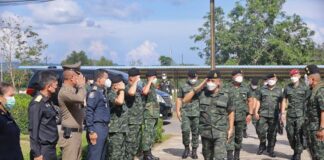 ผช.ผบ.ทบ. ลงพื้นที่ติดตามการปฏิบัติงานด้านความมั่นคงตามแนวชายแดน ไทย-เมียนมา ด้าน จ.ระนอง ย้ำนโยบายสกัดกั้นสิ่งผิดกฎหมายตามแนวชายแดนครอบคลุมทุกมิติ