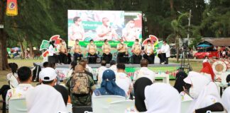 จังหวัดนราธิวาส แถลงข่าวโครงการเดิน – วิ่งทั้งเมืองช่วยเรื่องกีฬานราธิวาส เชิญชวนประชาชนวิ่งพร้อมกัน ทั้ง 13 อำเภอ กระตุ้นการออกกำลังกาย การท่องเที่ยว