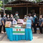 “ฉก.ปัตตานี ห่วงใยประชาชน” มอบสิ่งของอุปโภคบริโภคช่วยเหลือผู้ยากไร้และผู้ป่วยติดเตียงในพื้นที่จังหวัดปัตตานี