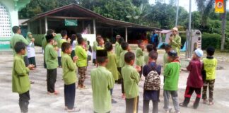 ทหารพราน 41 เข้าพบปะพัฒนาสัมพันธ์กับครูสอนศาสนา ปลูกฝังความรักชาติ ห่างไกลยาเสพติด