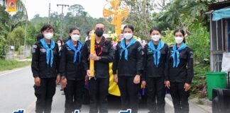 ประเพณีแห่เทียนพรรษา ประจำปี 2565 ในพื้นที่ ต.ตาชี อ.ยะหา จ.ยะลา เพื่อสืบสานประเพณีพุทธศาสนา