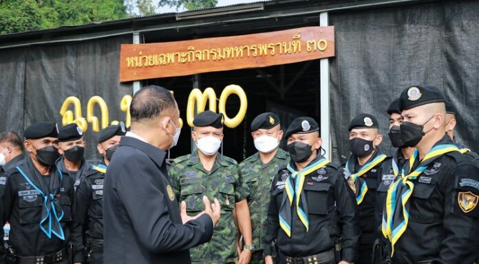 กรรมการผู้แทนพิเศษของรัฐบาลในการแก้ไขปัญหาชายแดนภาคใต้ ด้านความมั่นคง ลงพื้นที่ตรวจเยี่ยมและติดตามการปฏิบัติงานของหน่วย นำแนวทางการแก้ไขปัญหาผ่านสภาสันติสุขตำบล ควบคู่กับการบังคับใช้กฏหมายอย่างเป็นธรรม