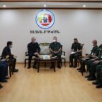 (ICRC) เข้าพบแม่ทัพน้อยที่ 4 แนะนำคณะทำงานพร้อมพูดคุยแลกเปลี่ยนความร่วมมือการทำงานด้านมนุษยธรรม เพื่อประชาชน