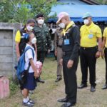 รองแม่ทัพภาคที่ 4 เป็นประธานในพิธีส่งมอบบ้านตามโครงการ “หน่วยเฉพาะกิจสงขลาช่วยเหลือประชาชน” พัฒนาคุณภาพชีวิตประชาชนในพื้นที่