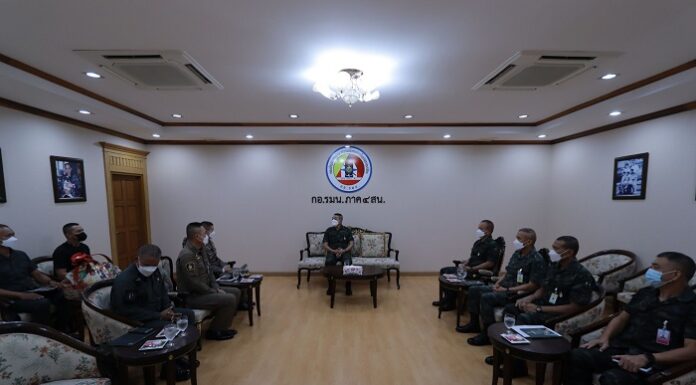 “ศานติ สานต่อ ชายแดนใต้ สันติสุข” มอบนโยบายแก่ผู้บังคับการตำรวจภูธรจังหวัดยะลา ทำพื้นที่ปลอดเหตุ ให้ประชาชนปลอดภัย สร้างความเชื่อมั่นกลับคืนสู่พี่น้องจังหวัดชายแดนภาคใต้