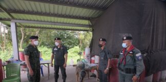 ตระเวนตรวจด่านความมั่นคง เขตเมือง รอยต่อ ยะลา-ปัตตานี ย้ำแผนรักษาความปลอดภัย เพิ่มมาตรการคุมเข้มเขตเมืองเศรษฐกิจ ตลอดจนควบคุมพื้นที่ สร้างความปลอดภัยในชีวิตและทรัพย์สินของพี่น้องประชาชนในเทศกาลวันลอยกระทง