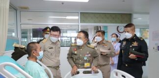 องคมนตรี ลงพื้นที่ปฏิบัติภารกิจในพื้นที่จังหวัดชายแดนภาคใต้ เยี่ยมให้กำลังใจเจ้าหน้าที่และประชาชน