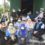 ส่งต่อความห่วงใย บุกถึงบ้าน แจกถุงยังชีพ และผลผลิตทางการเกษตร มอบถึงมือ ผู้สูงอายุ ผู้พิการ ผู้ยากไร้ในพื้นที่