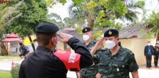 ตรวจเยี่ยมหน่วยเฉพาะกิจในพื้นที่จังหวัดชายแดนภาคใต้ สร้างขวัญกำลังใจกำลังพล เน้นย้ำการปฏิบัติงานด้วยความไม่ประมาท เพื่อสร้างความเชื่อมั่น ศรัทธาแก่พี่น้องประชาชน