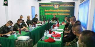 รอง มทภ.4 ลงพื้นที่ตรวจเยี่ยมศูนย์ฝึกทางยุทธวิธี กำชับกำลังพลฝึกทบทวน สร้างทักษะความชำนาญ เสริมสร้างความเข้มแข็ง มั่นคงปลอดภัยในพื้นที่