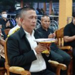 รอง มทภ.4 เป็นเจ้าภาพพิธีสวดพระอภิธรรมศพมารดาสื่อมวลชนในพื้นที่จังหวัดชายแดนภาคใต้ ณ วัดเมืองยะลา จ.ยะลา