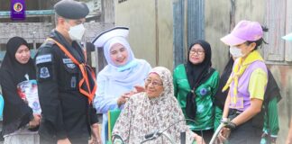 ทหารพราน 46 พบปะเยี่ยมผู้พิการทางการเคลื่อนไหว พร้อมมอบกายอุปกรณ์ อำนวยความสะดวกในการดำเนินชีวิตประจำวัน สร้างขวัญกำลังใจที่ดี