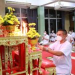 กอ.รมน.ภาค 4 ส่วนหน้า นำกำลังพลไหว้พระสวดมนต์ในวันธรรมสวนะ