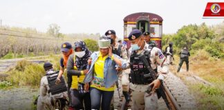 หน่วยเฉพาะกิจสงขลา บูรณาการกำลังร่วม 3 ฝ่าย ซักซ้อมแผนเผชิญเหตุ การป้องกันการก่อเหตุต่อเส้นทางและขบวนรถไฟ สร้างความเชื่อมั่นให้กับประชนที่ใช้บริการ