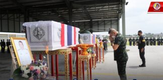 แม่ทัพภาคที่ 4 เป็นประธาน ส่งศพทหารกล้าอย่างสมเกียรติ กลับไปบำเพ็ญกุศลยังภูมิลำเนา ด้วยความอาลัยยิ่งจากผู้บังคับบัญชา และเพื่อนทหาร
