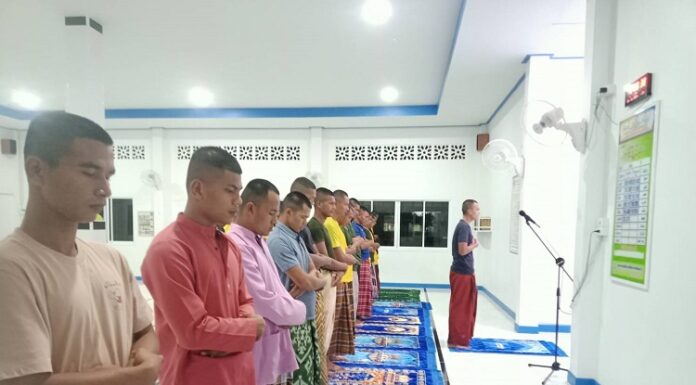 กองทัพภาคที่ 4 ยืนยันสร้างสถานที่ประกอบศาสนกิจของกำลังพลและครอบครัวมิใช่สร้างมัสยิด