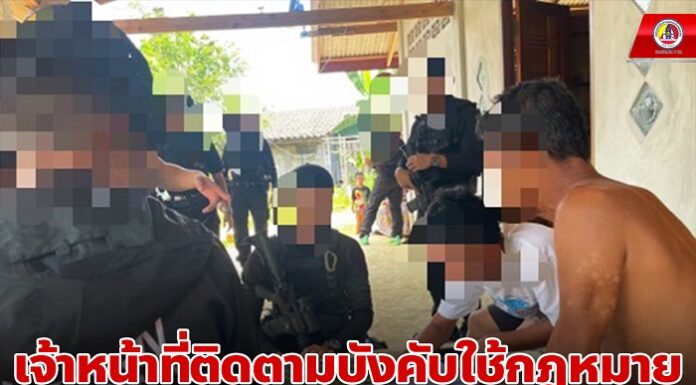 เจ้าหน้าที่ติดตามบังคับใช้กฎหมายคนร้ายลอบวางระเบิดขบวนรถยนต์ในพื้นที่จังหวัดนราธิวาส