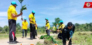 ร่วมกิจกรรมจิตอาสา “โครงการ KICK OFF 1 หมู่บ้าน 1 ทางนี้มีผล ผู้คนรักกัน”