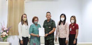 เครือข่ายชาวพุทธเพื่อสันติภาพชายแดนใต้ เข้าพบรองแม่ทัพภาคที่ 4 ยื่นเอกสารข้อเสนอแนะเชิงนโยบาย จากเสียงของประชาชนในพื้นที่