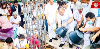 พิธีวางศิลาฤกษ์ ยกเสาเอกอุโบสถวัดปิเหล็ง อ.เจาะไอร้อง เพื่อเป็นศูนย์รวมจิตใจของชาวพุทธ