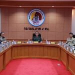 มทภ.4 ประชุมหน่วยขึ้นตรง ที่ปฏิบัติงานในพื้นที่ชายแดนใต้ เน้นย้ำให้ทุกหน่วยต้องปฏิบัติงานด้วยความไม่ประมาท เตรียมพร้อมรับมือในทุกสถานการณ์