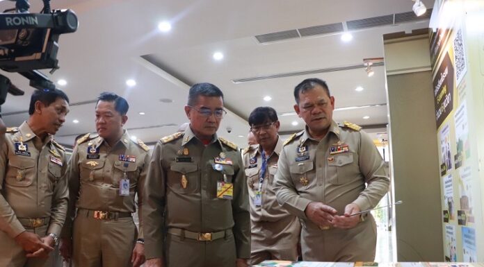 องคมนตรี เป็นประธานเปิดงานนิทรรศการ “รายอกีตอ ตอน 100 ปี หลักรัฐประศาสโนบายล้นเกล้ารัชกาลที่ 6 น้อมนำ สืบสาน สู่การปฏิบัติ” เพื่อเทิดทูนสถาบันพระมหากษัตริย์ และให้เจ้าหน้าที่ของรัฐใน จชต. มีจิตสำนึกการเป็นข้าราชการที่ดี