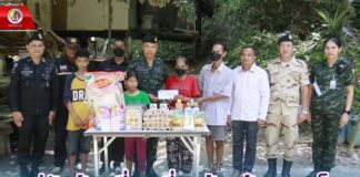 แม่ทัพน้อยที่ 4 เยี่ยมบ้านน้องคนเล็กของกองทัพบก ที่มีรายได้น้อย เพื่อสร้างขวัญกำลังใจให้กับครอบครัวกำลังพล