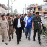 รมว.มท.ลงใต้ ติดตามสถานการณ์โกดังเก็บประทัดและดอกไม้ไฟ ดอกไม้เพลิงระเบิด พื้นที่ ต.มูโนะ อ.สุไหงโก-ลก หารือแนวทางช่วยเหลือระดมสรรพกำลัง พร้อมสำรวจเพื่อเยียวยาผู้ประสบภัยโดยด่วน