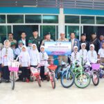 มูลนิธิไทยอาสาป้องกันชาติ ร่วมกับ กองอำนวยการรักษาความมั่นคงภายในภาค 4 ส่วนหน้า “สร้างรอยยิ้ม ให้ความสุข” มอบวัสดุ ครุภัณฑ์ให้กับโรงเรียนในพื้นที่ จชต. หวังสร้างระบบสาธารณูปโภคในสถานศึกษาให้มีคุณภาพ